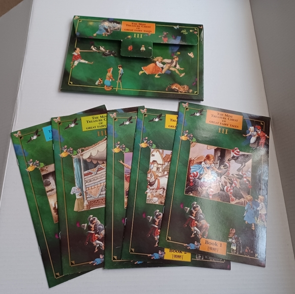 4/$40 - New Set of 5 Fairy Tale Books In a Sleeve - Picture 1 of 14